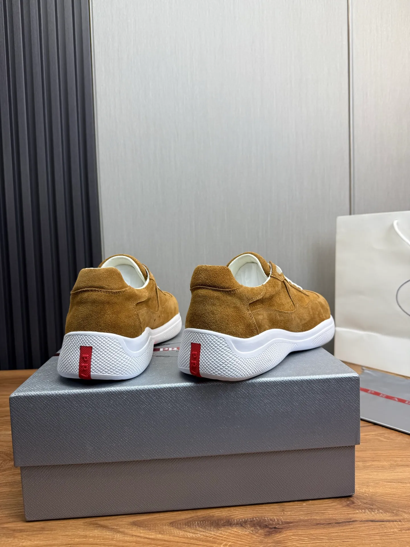 Men's shoes 💰540💰 [PRADA] Men's shoes are popular in the counter, official website is synchronized, 1 high-quality shipment ✔️Original frosted cowhide + cowhide lining, 1🆚1 replica, original sole, 38-45 (45 customized, non-refundable)